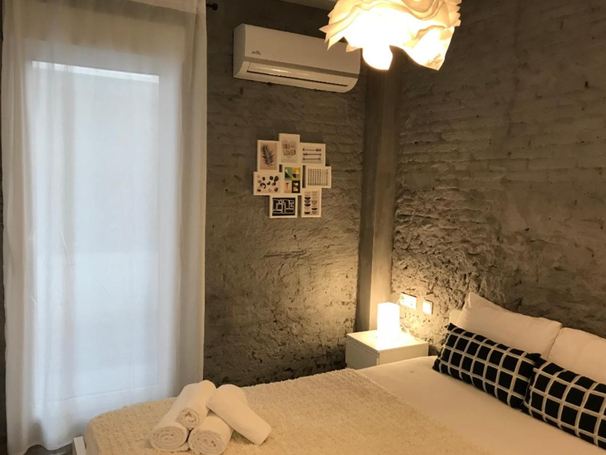 Pequeno Con Mini Piscina - No Climatizada Apartment
