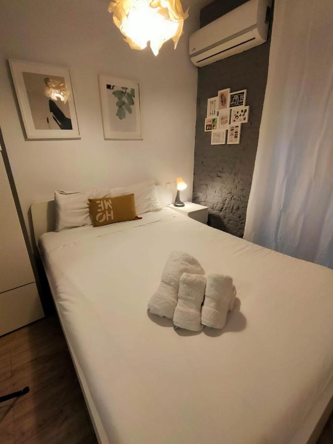 Pequeno Con Mini Piscina - No Climatizada Apartment Valencia
