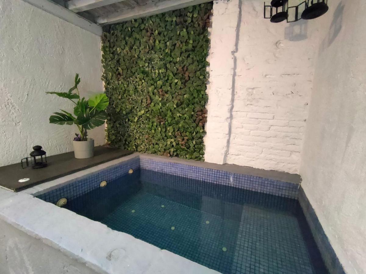 Apartment Pequeno Con Mini Piscina - No Climatizada Valencia