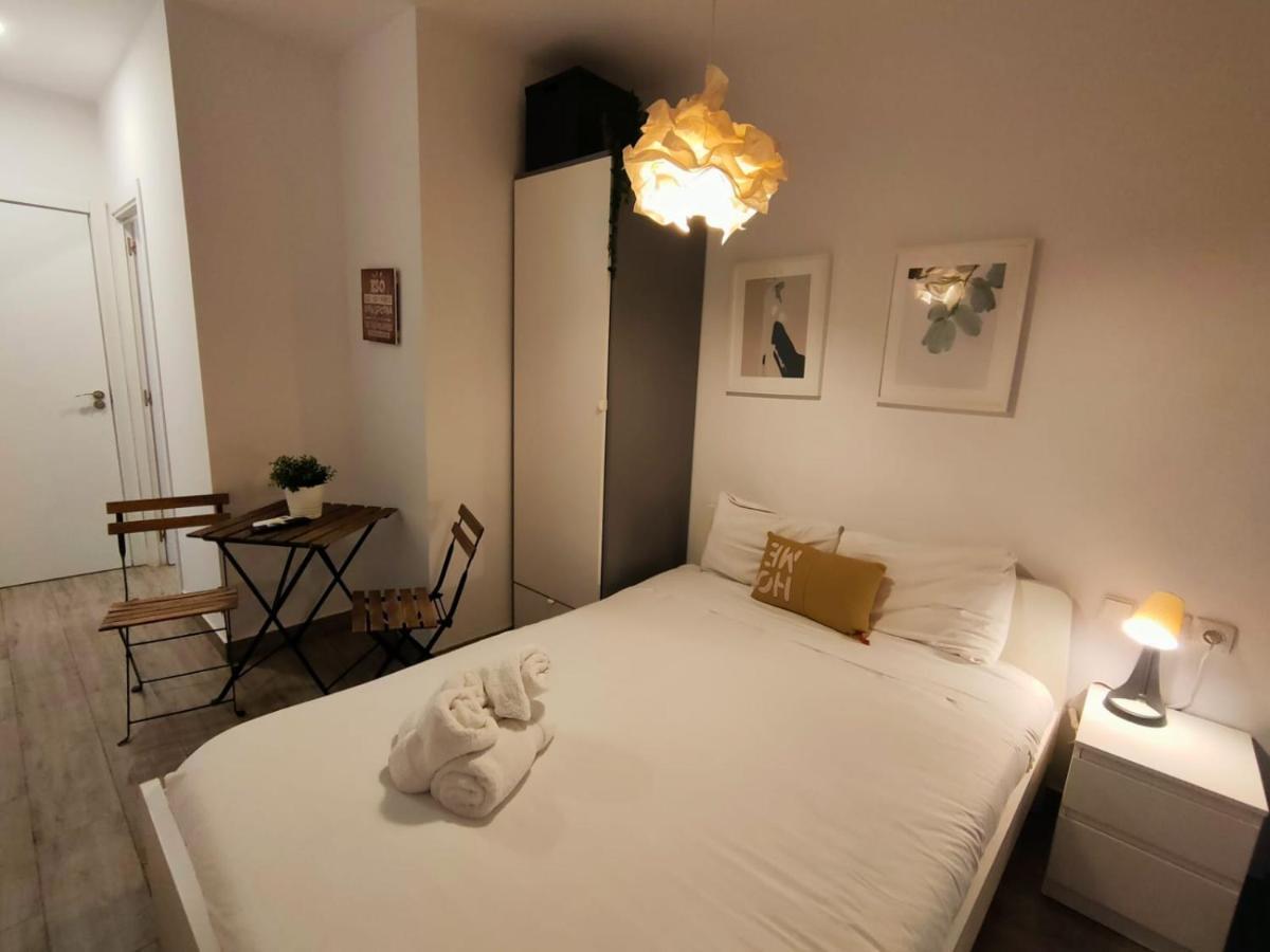Pequeno Con Mini Piscina - No Climatizada Apartment Valencia