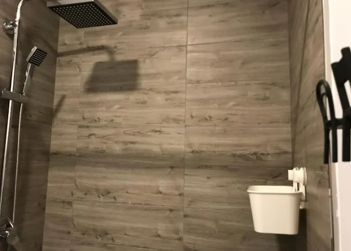 Pequeño alojamiento con Mini Piscina temperatura ambiente - WIFI Free